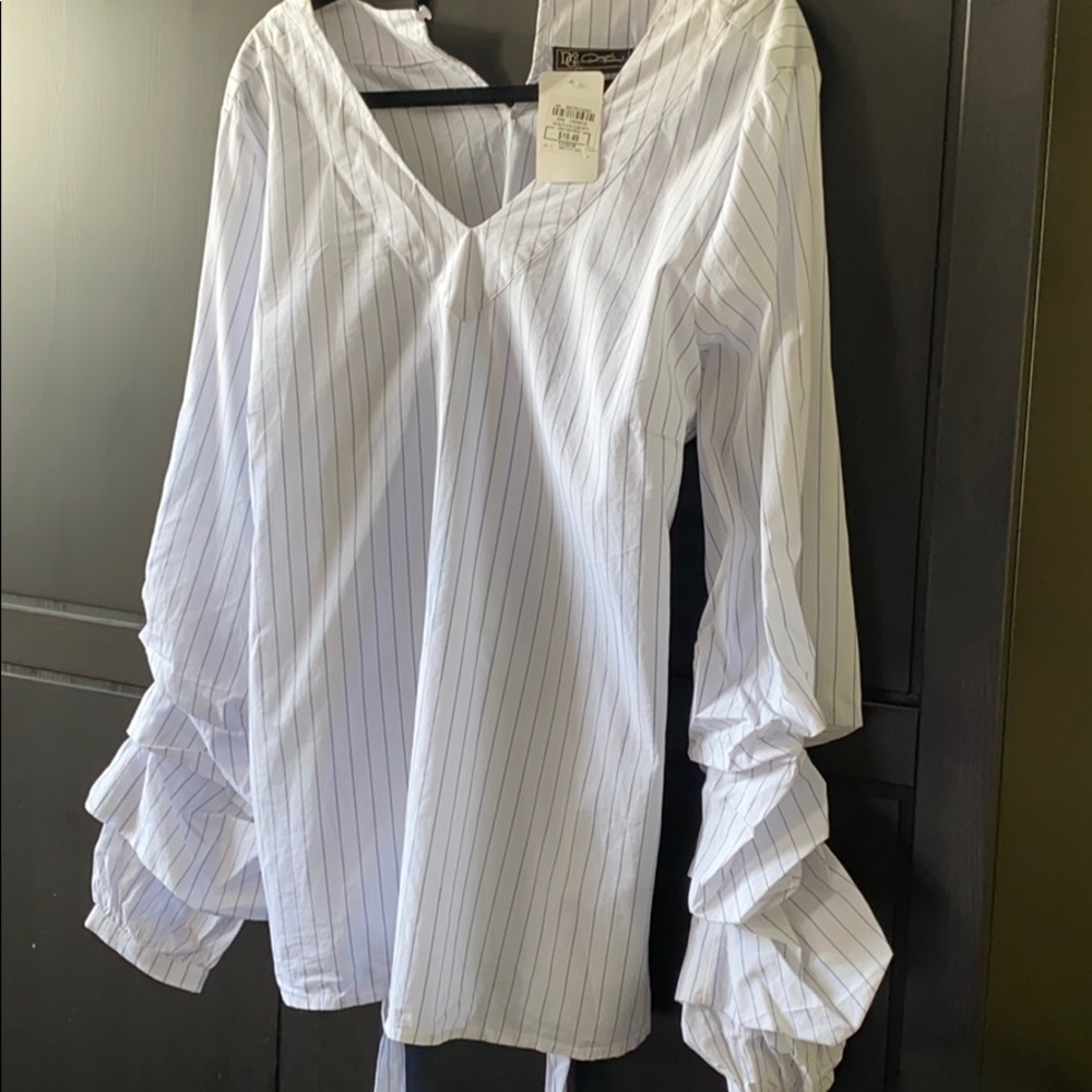 Blouse - Picture 2 of 4